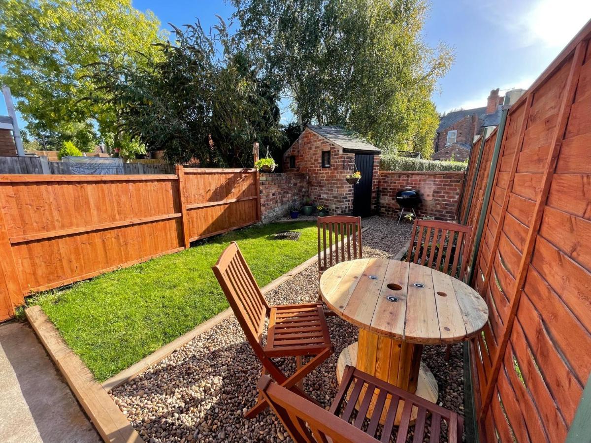 Rasen Cottage Burton  Exterior photo